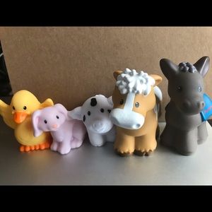 Plastic farm animals - toys/bath